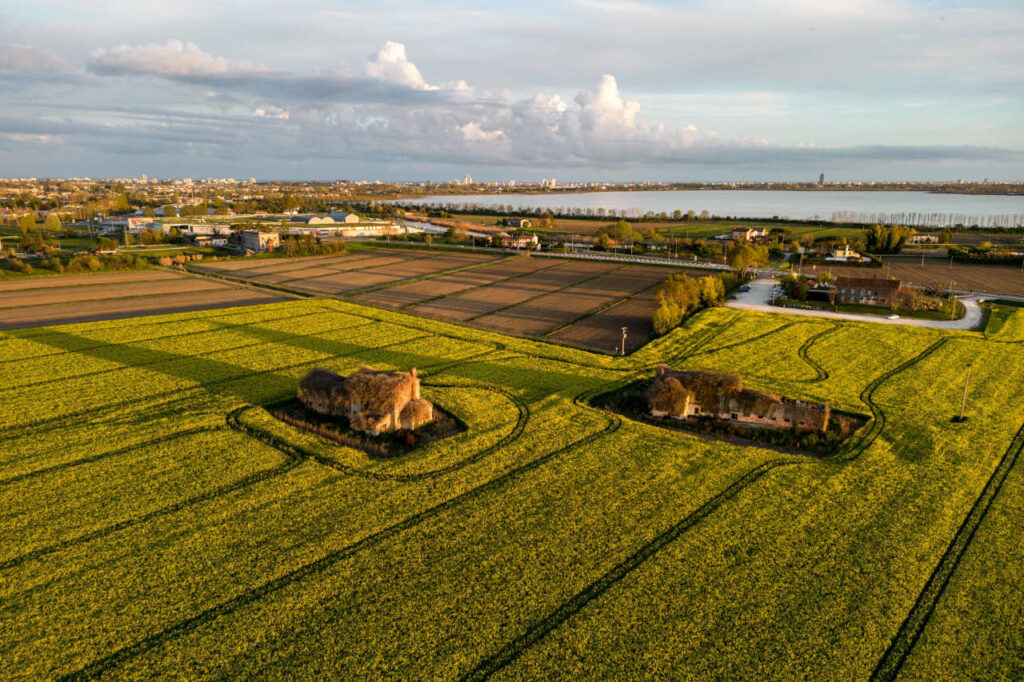 Vogelperspektive auf die Landschaft ringsum die Lagune von Venedig